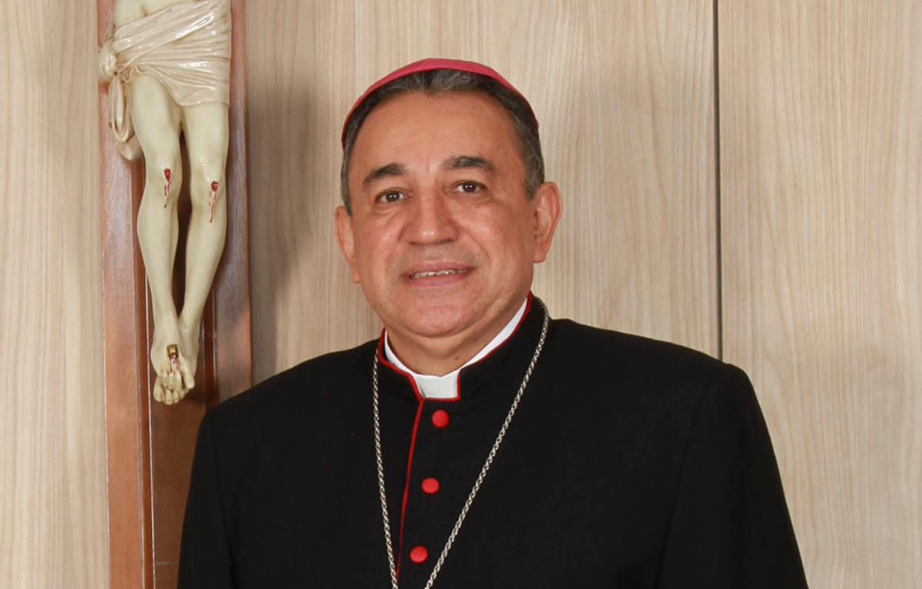 “Cuidar el valor e nuestro voto”: Monseñor Ulloa