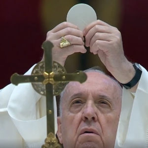 El Papa exhorta a Sacerdotes: “Déjense lavar los pies”