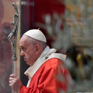 Papa en el Domingo de Ramos: “Redescubramos que la Vida no sirve, si no se sirve”