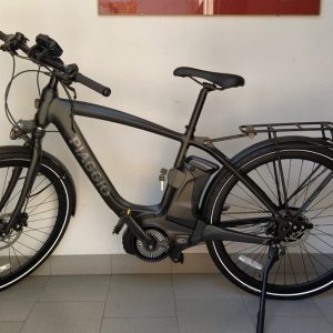 Una bicicleta eléctrica fue donada por el Papa a la UNITALSI