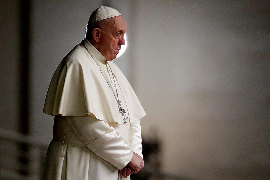 El corazón del Papa Francisco está en los países Que sufren por el COVID-19